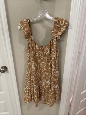 Blu Pepper Tan & White Floral Mini Dress
